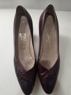 Salvatore Ferragamo Women's Two-Tone Burgundy Leather Pumps Size 9